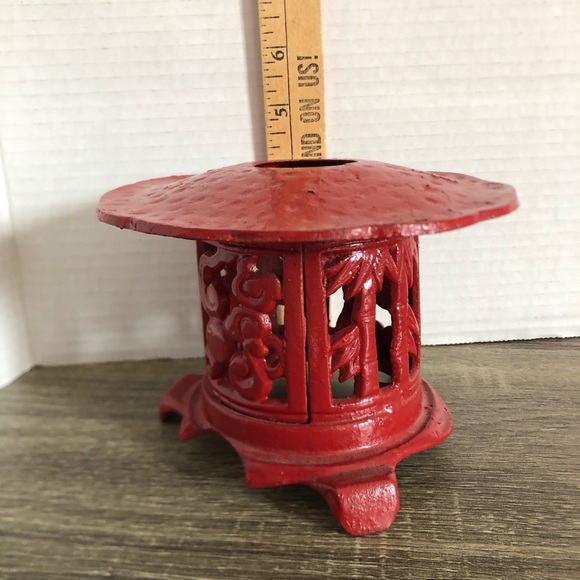 Vtg Red Heavy Cast Metal Lantern Decor - Picture 6 of 14